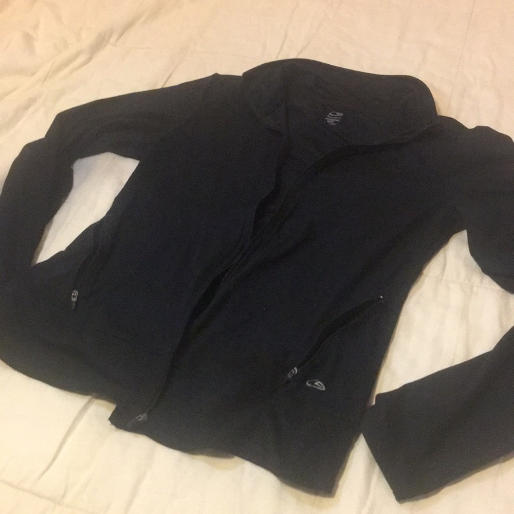 Zip-up athletic/running jacket, Size M